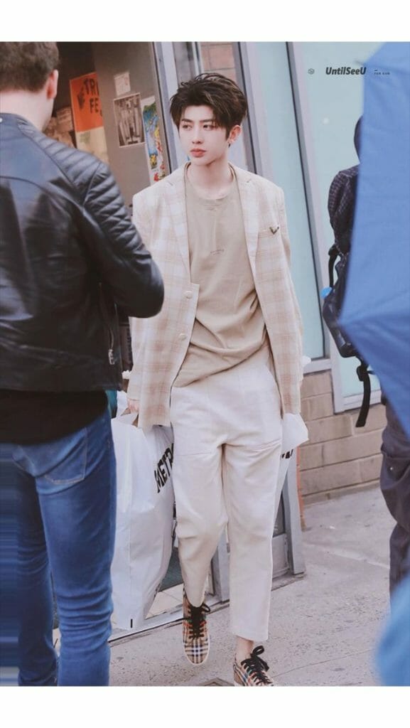 Cai Xukun 蔡徐坤 from SWIN and Nine Percent at METROPOLIS VINTAGE