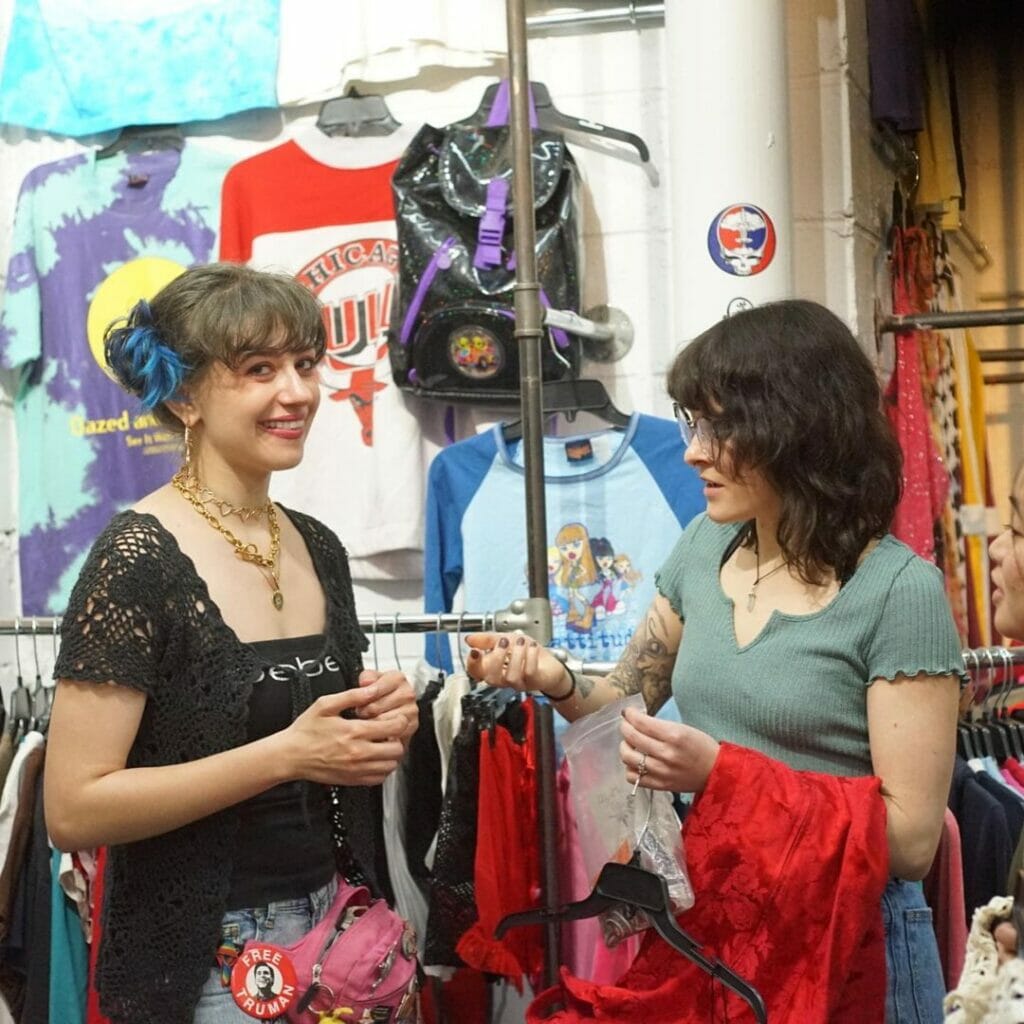 Vanilla Eyes Vintage vendor from THREAD87 at METROPOLIS VINTAGE March 26 27 2022