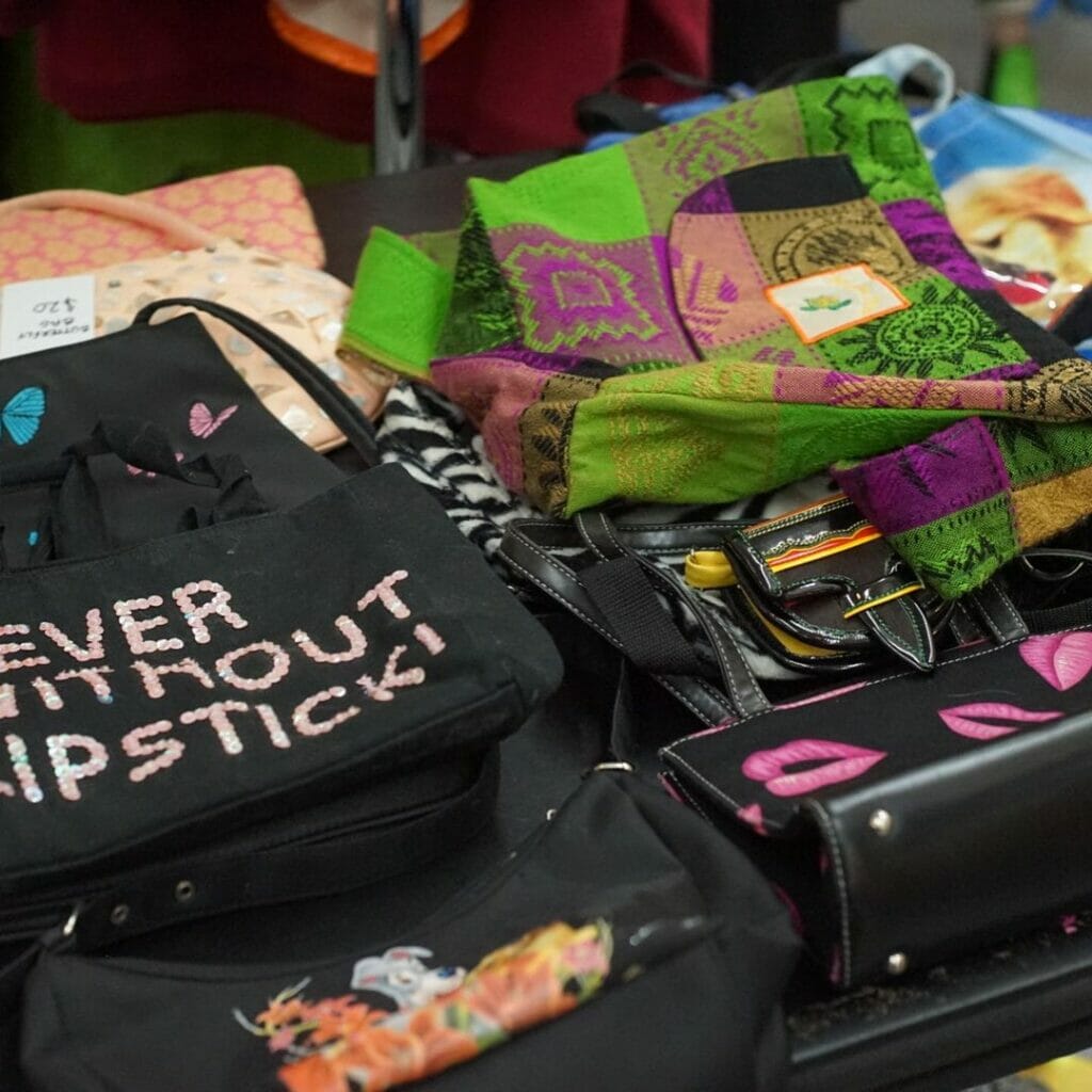 Vintage items from THREAD87 at METROPOLIS VINTAGE March 26 27 2022